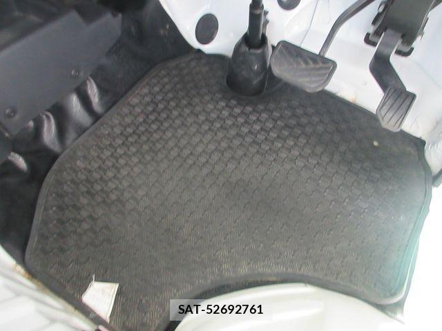 Nissan CLIPPER 2018-03 1073587-25