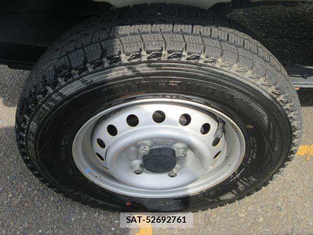 Nissan CLIPPER 2018-03 1073587-26