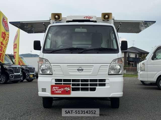 Nissan CLIPPER 2018-03 1276186-1
