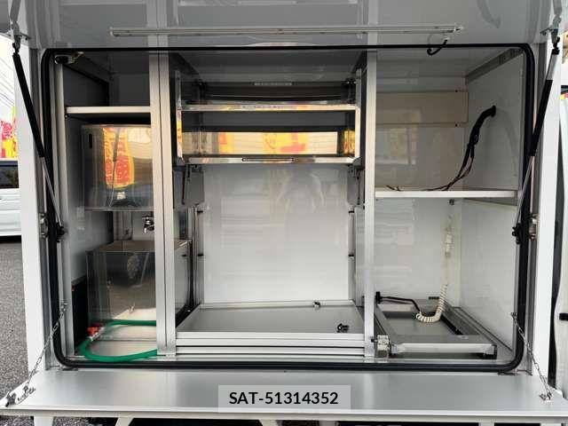 Nissan CLIPPER 2018-03 1276186-8