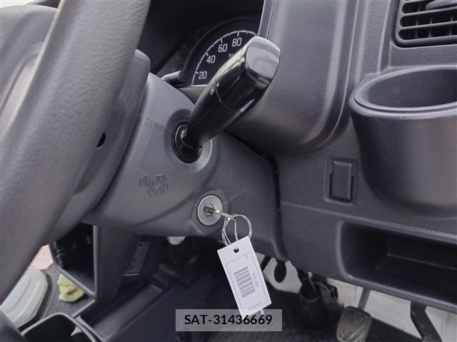 Nissan CLIPPER 2019-11 1586784-16