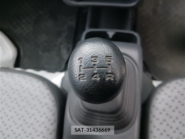 Nissan CLIPPER 2019-11 1586784-6
