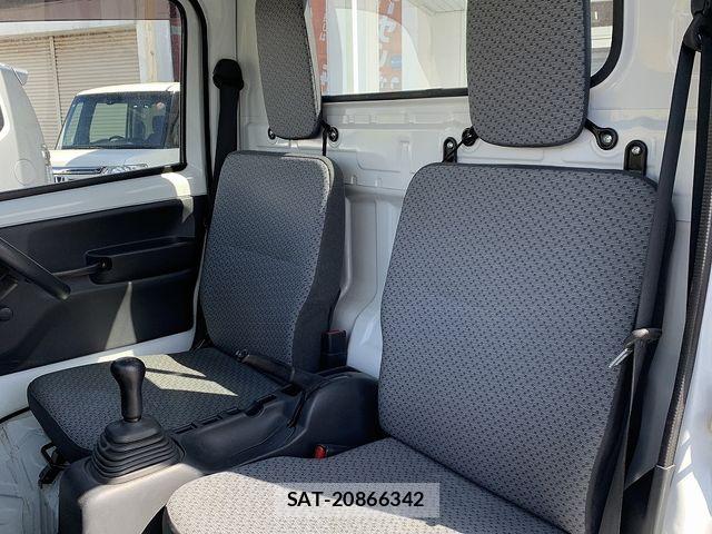 Nissan CLIPPER 2019-09 6015210-19