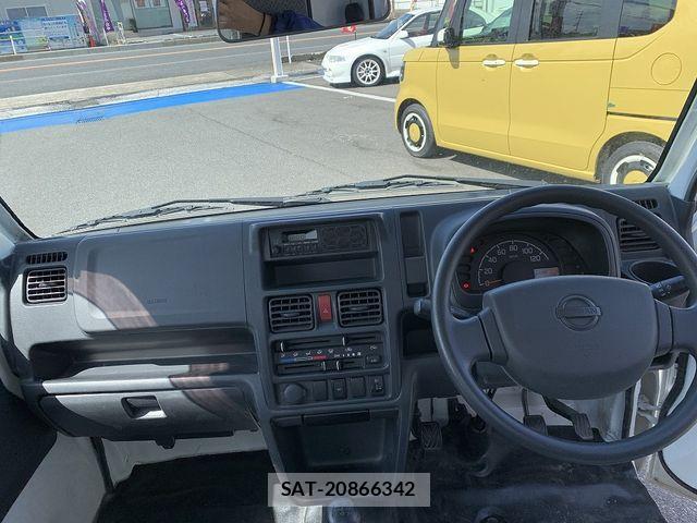 Nissan CLIPPER 2019-09 6015210-2