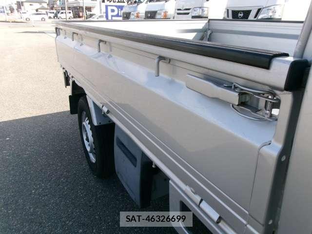 Nissan CLIPPER 2017-01 6305741-18