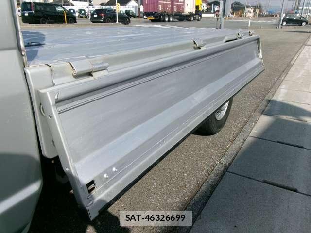 Nissan CLIPPER 2017-01 6305741-22