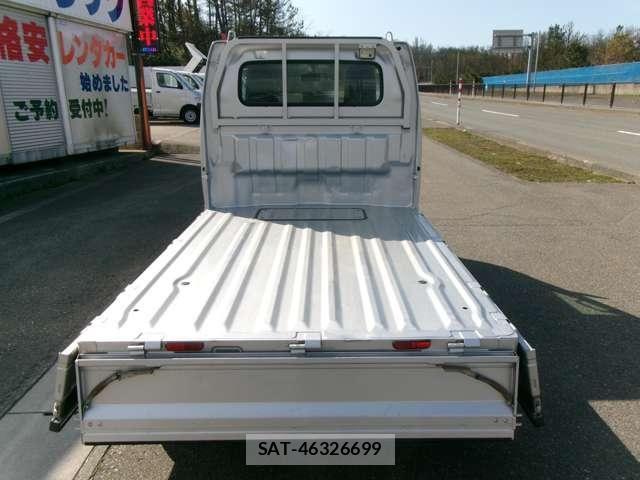 Nissan CLIPPER 2017-01 6305741-24