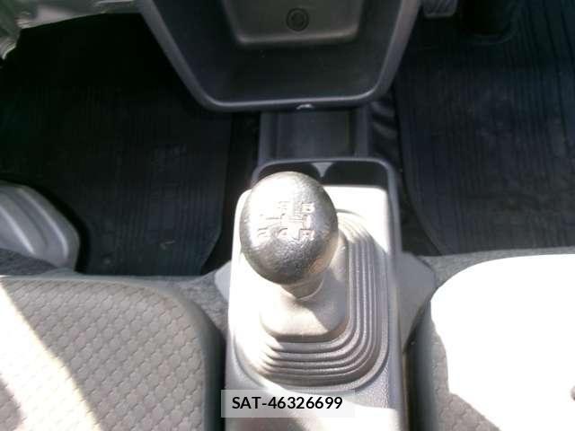 Nissan CLIPPER 2017-01 6305741-8