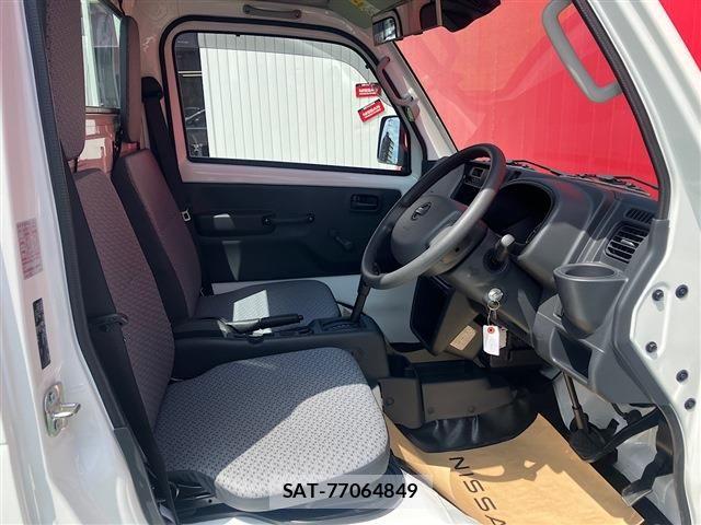 Nissan CLIPPER 2023-10 7562594-28
