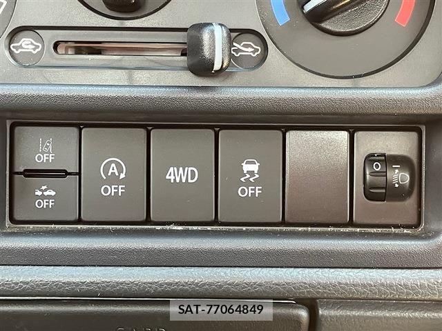 Nissan CLIPPER 2023-10 7562594-4