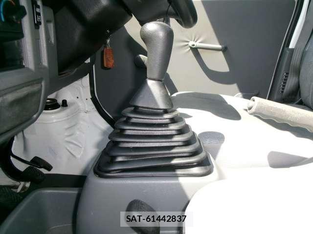 Nissan CLIPPER 2012-02 7618962-9