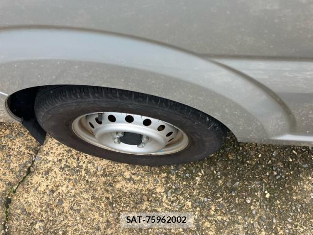 Nissan CLIPPER 2015-12 7980417-6