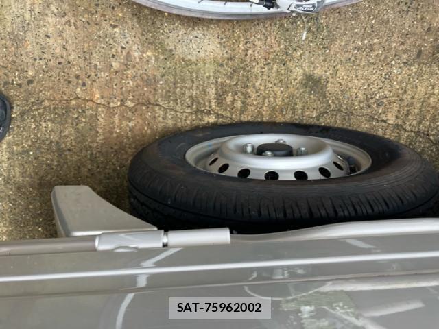 Nissan CLIPPER 2015-12 7980417-8