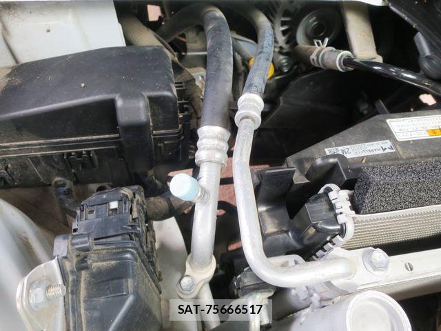 Nissan CLIPPER 2023-04 8100973-19