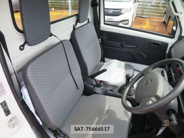 Nissan CLIPPER 2023-04 8100973-8