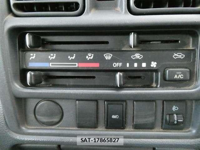 Nissan CLIPPER 2016-09 8355266-24