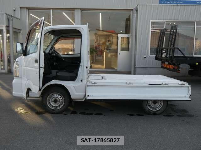 Nissan CLIPPER 2016-09 8355266-5