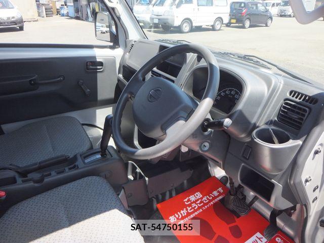 Nissan CLIPPER 2021-03 8355265-12
