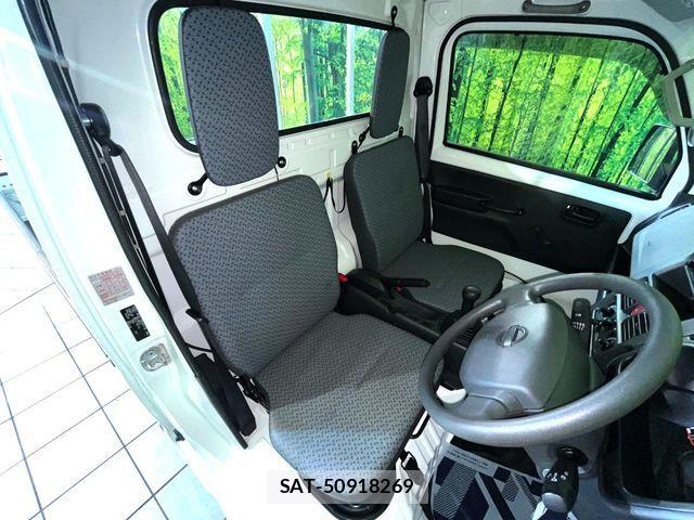 Nissan CLIPPER 2023-07 8367905-8