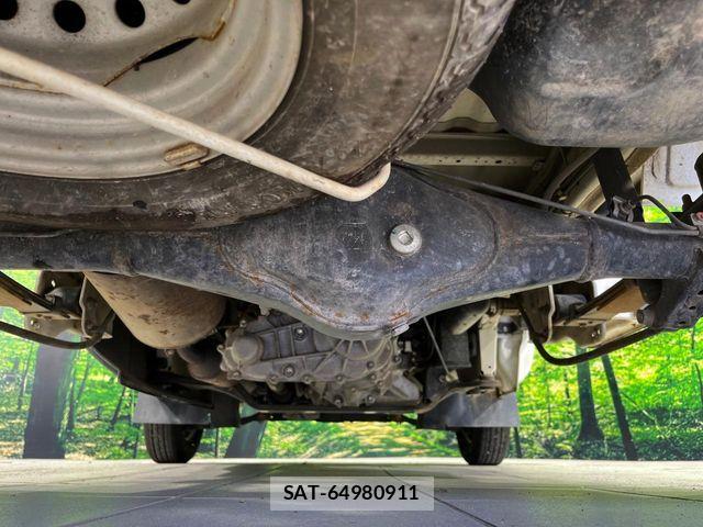 Nissan CLIPPER 2014-11 8526395-13