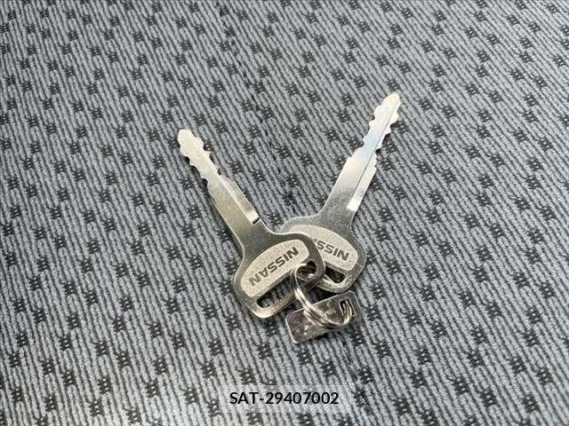 Nissan CLIPPER 2021-07 8563056-29