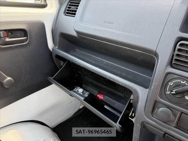 Nissan CLIPPER 2022-04 8686221-25
