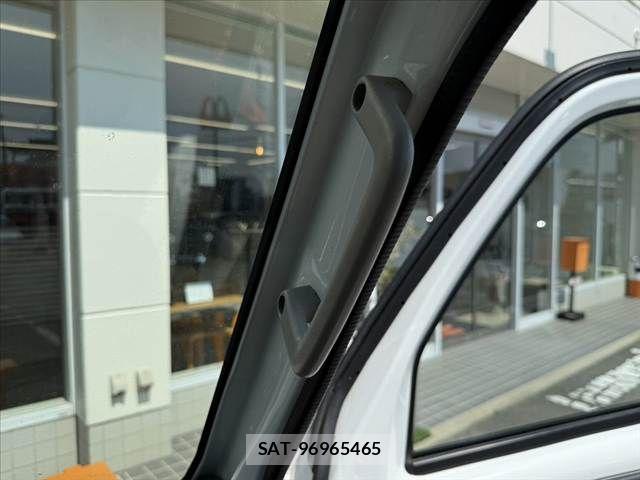 Nissan CLIPPER 2022-04 8686221-27