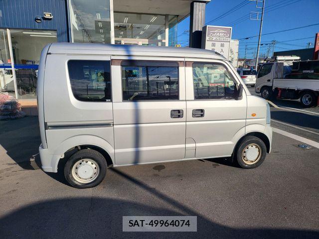 Nissan CLIPPER 2015-01 640915-16