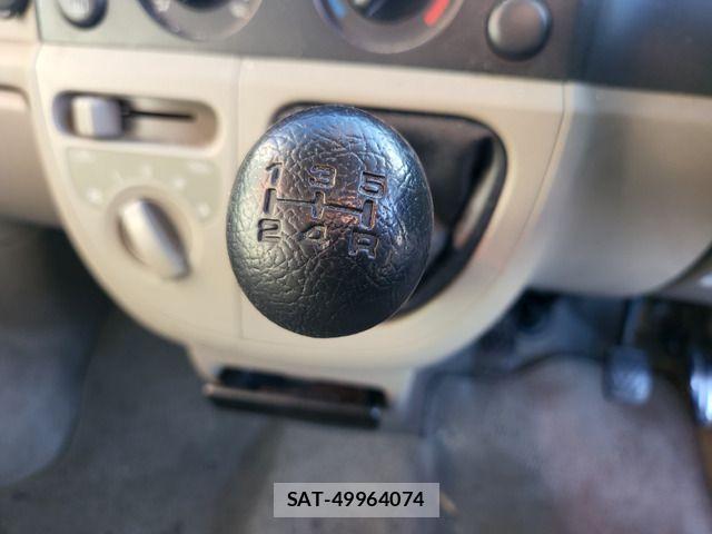 Nissan CLIPPER 2015-01 640915-18