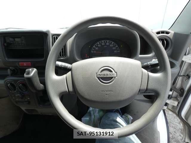Nissan CLIPPER 2018-03 1276188-9