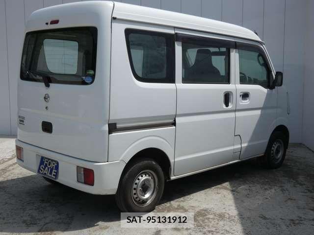 Nissan CLIPPER 2018-03 1276188-4