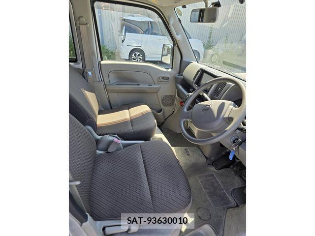 Nissan CLIPPER 2016-07 1293060-6