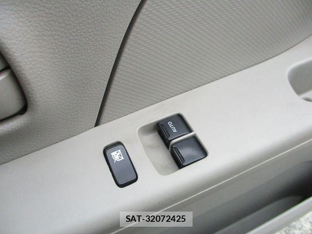 Nissan CLIPPER 2023-04 1303535-11