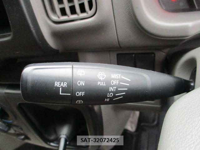Nissan CLIPPER 2023-04 1303535-12