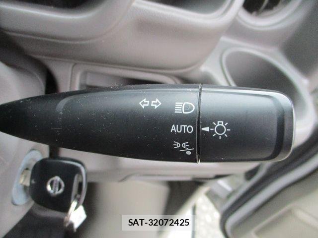 Nissan CLIPPER 2023-04 1303535-13