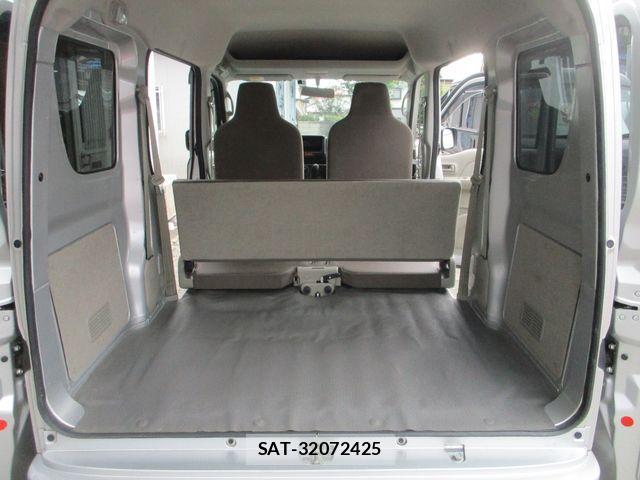 Nissan CLIPPER 2023-04 1303535-22