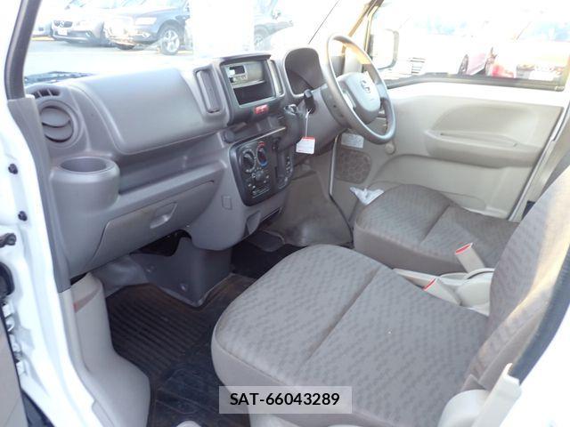 Nissan CLIPPER 2021-10 1355251-16