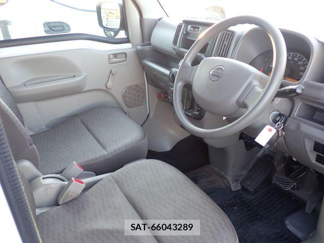 Nissan CLIPPER 2021-10 1355251-1