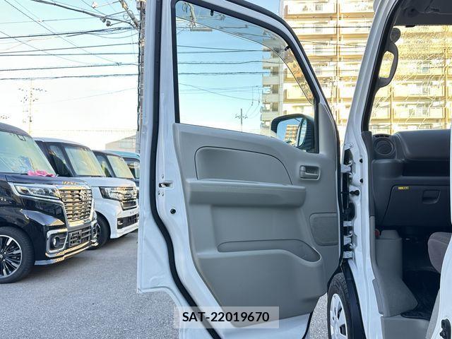 Nissan CLIPPER 2024-05 2031816-9