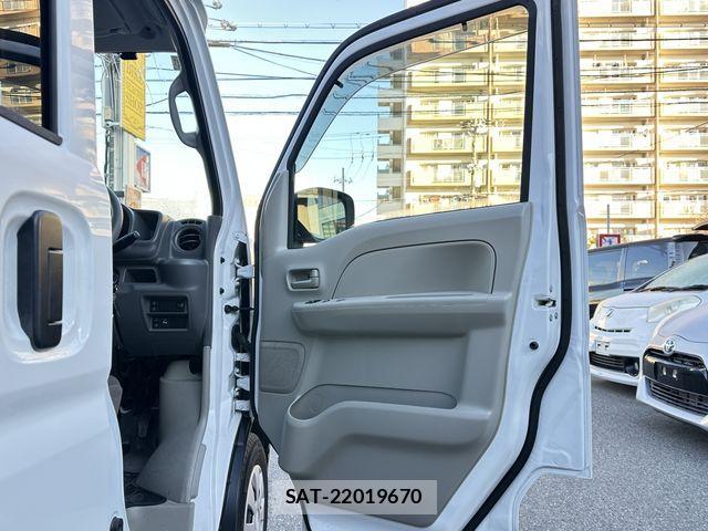 Nissan CLIPPER 2024-05 2031816-10