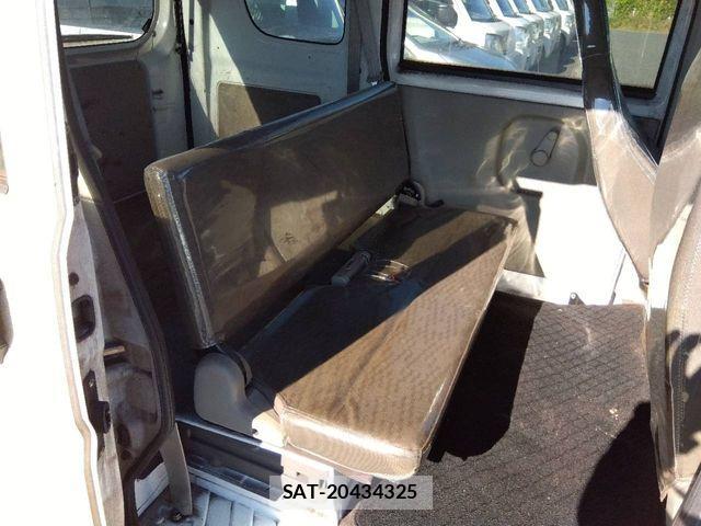 Nissan CLIPPER 2021-11 2031835-4