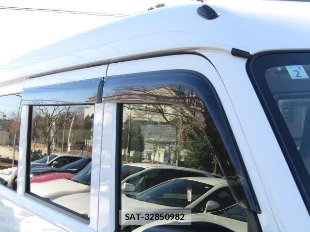 Nissan CLIPPER 2024-02 2318561-16