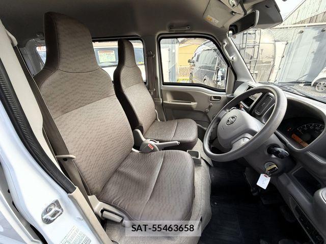 Nissan CLIPPER 2019-01 3067227-10