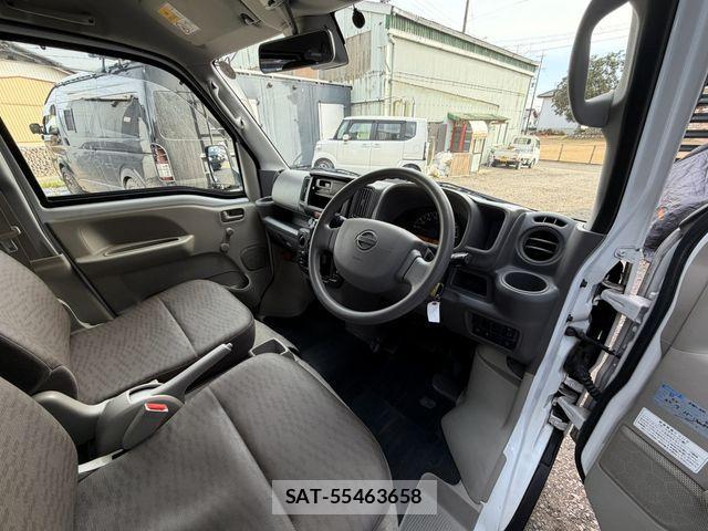 Nissan CLIPPER 2019-01 3067227-11