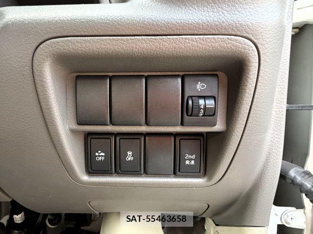 Nissan CLIPPER 2019-01 3067227-13