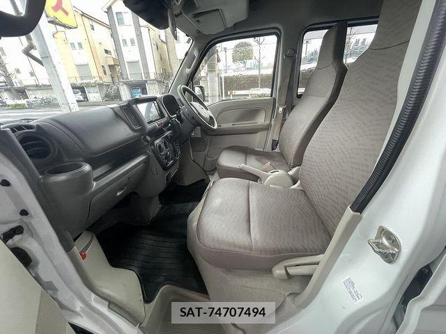 Nissan CLIPPER 2023-02 3382225-25