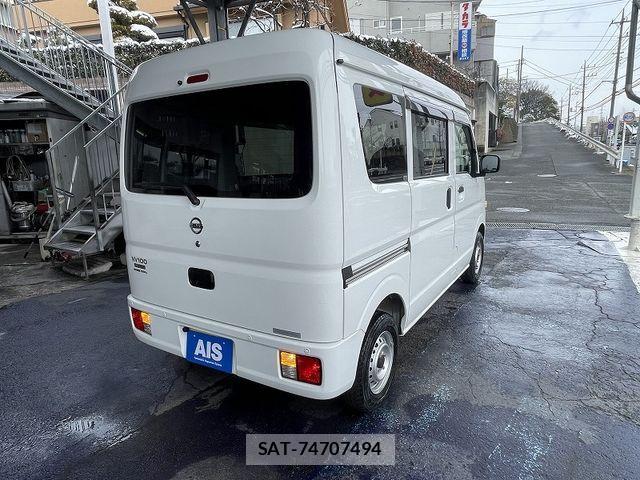 Nissan CLIPPER 2023-02 3382225-5