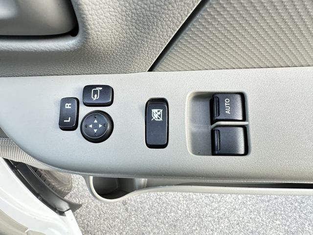 Nissan CLIPPER 2024-01 3678901-17