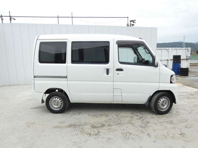 Nissan CLIPPER 2012-09 3678932-17