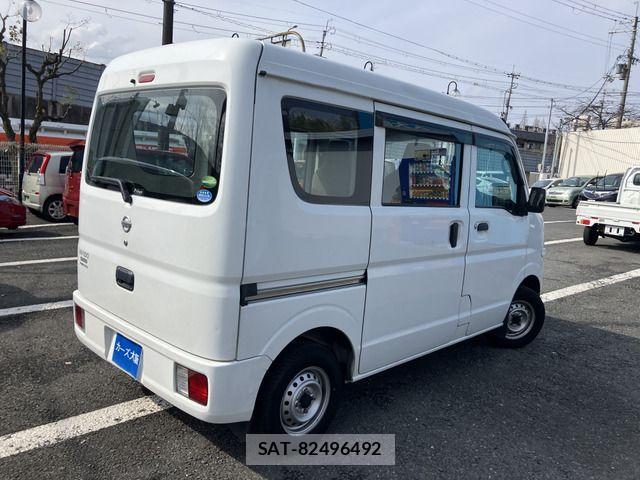 Nissan CLIPPER 2016-07 4422885-3